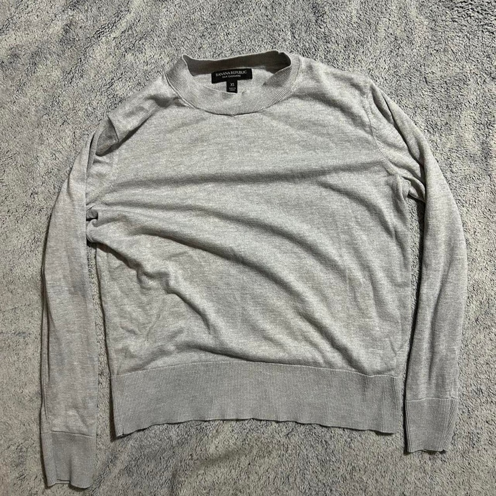 Banana Republic grey cashmere sweater Size XS